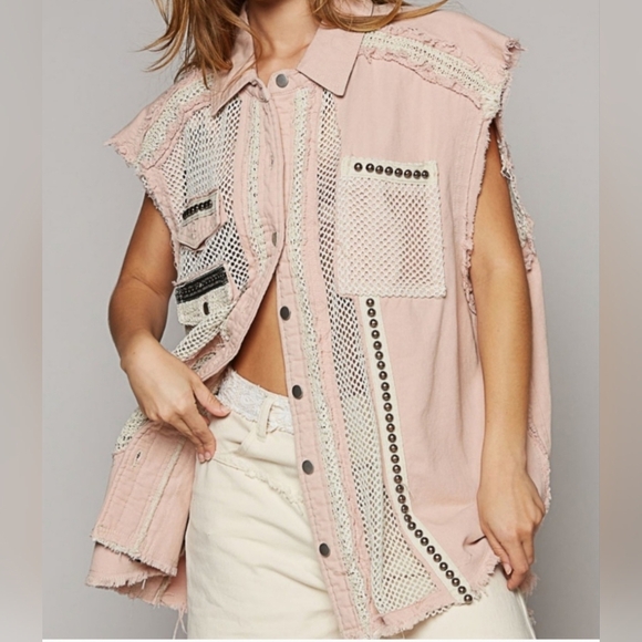 POL Soft Pink Denim Jean Mesh Studded Frayed Vest. Sz M. NWOT - Picture 3 of 7